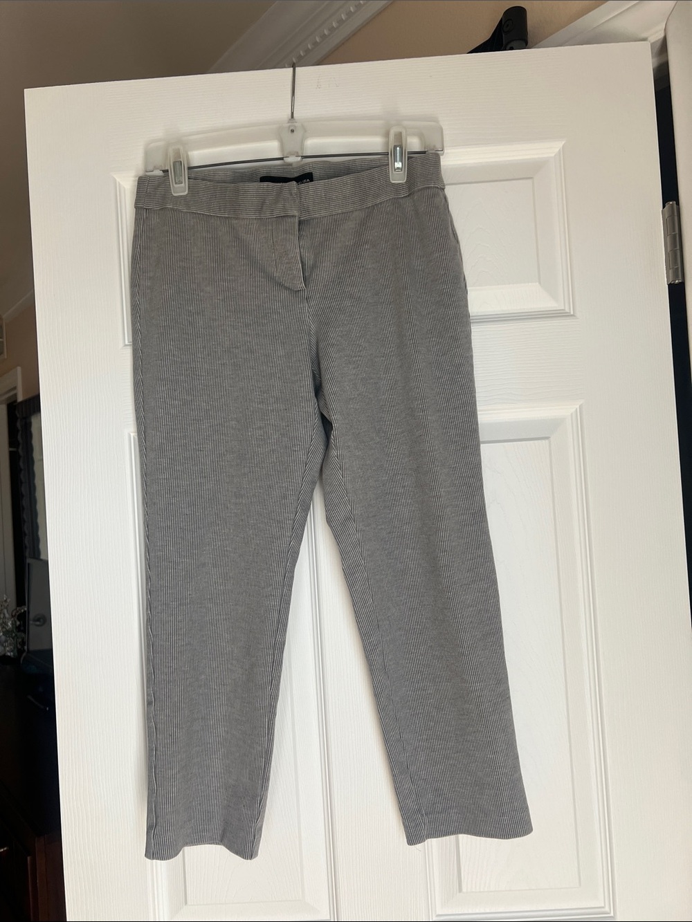 Amanda & Chelsea Gray Cropped Ponte Pants